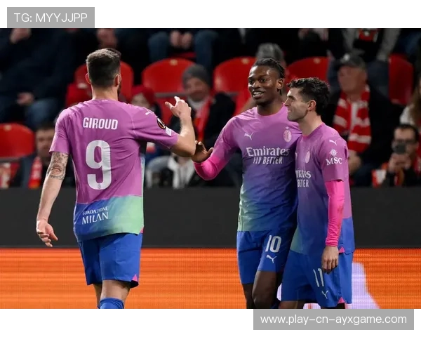 AC米兰中路灵感闪现，莱奥突然加速造成巨大破坏